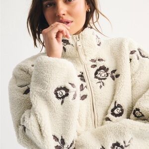 Abercrombie & Fitch Full Zip Sherpa Jacket Rose Flower Embroidered Small